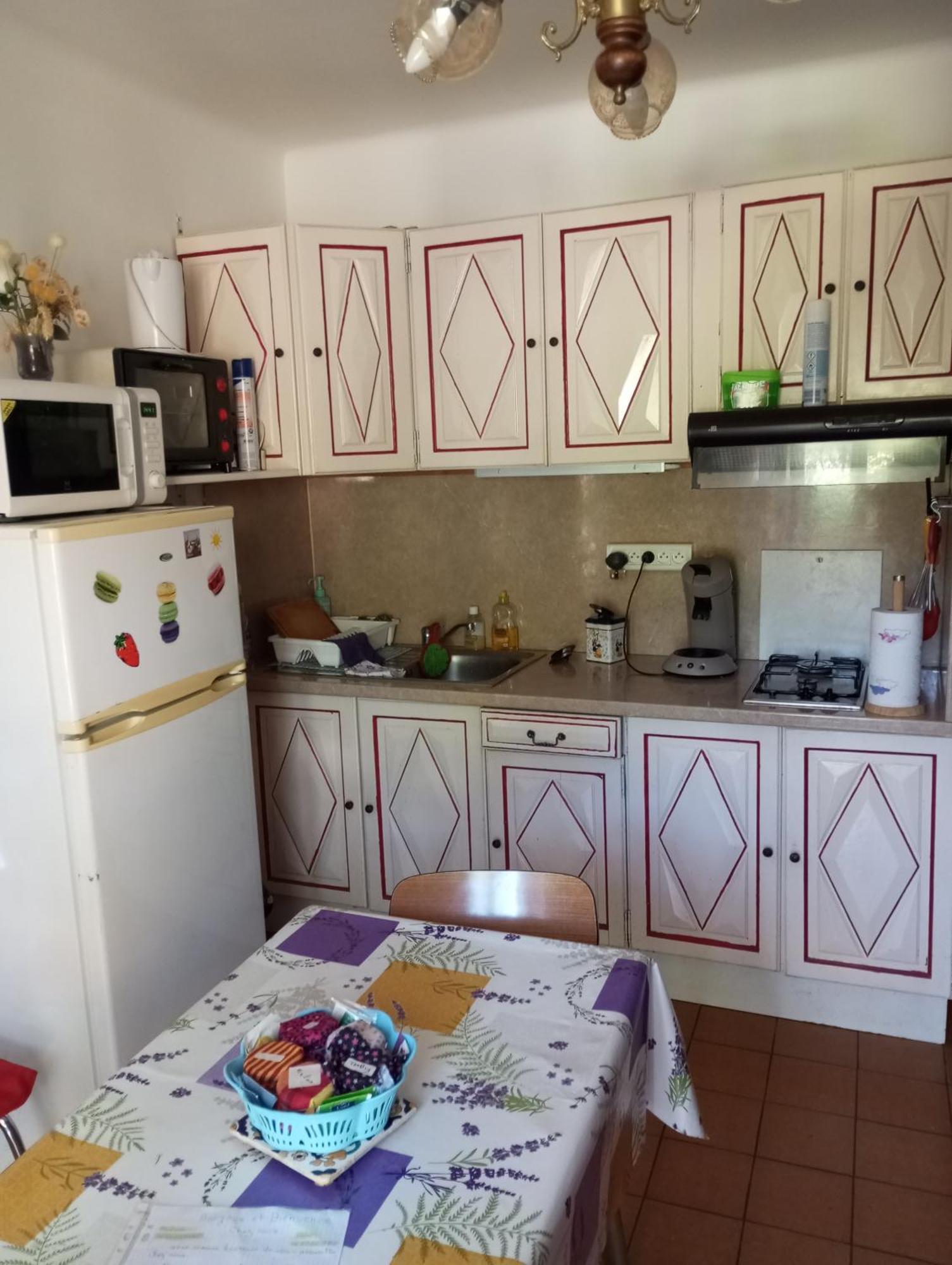 F1 Chambre Et Cuisine Reynès Exteriör bild